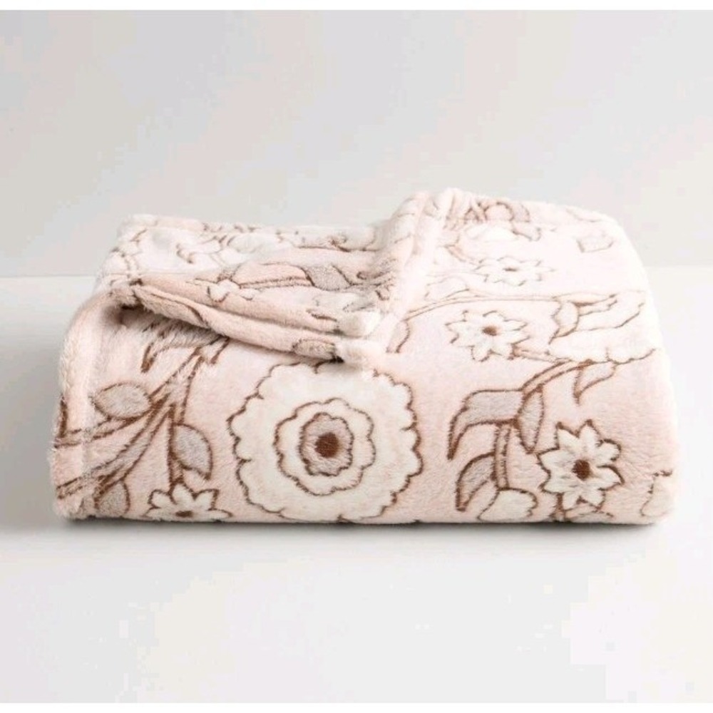 The Big One Oversized 5' x 6' Flowers Throw Blanket‎ Brown Pink